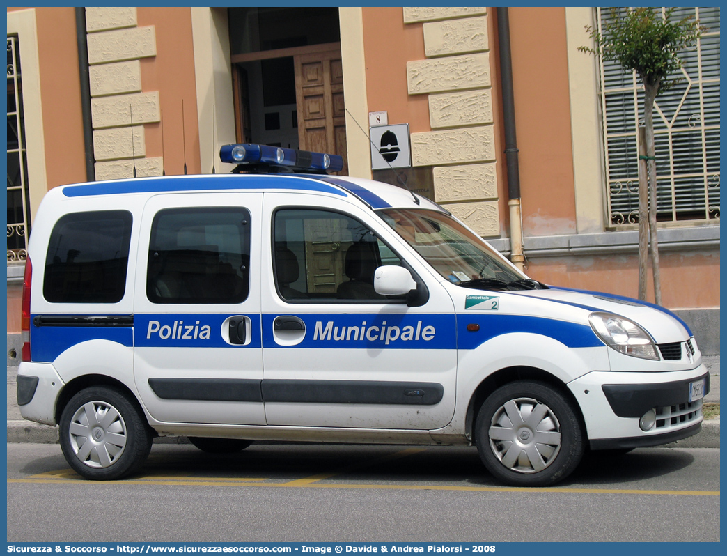 Polizia Locale YA049AB
Polizia Municipale
Comune di Gambettola
Renault Kangoo II serie
Parole chiave: Polizia;Locale;Municipale;Gambettola;Renault;Kangoo