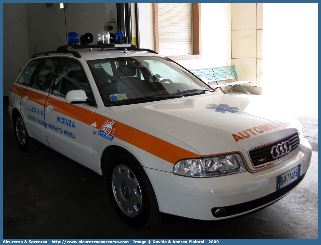 -
SUEM 118 Vicenza
Azienda ULSS 8 - Berica
Audi A4 Avant I serie
Allestitore Aricar S.p.A.
Parole chiave: 118;SUEM;S.U.E.M.;Vicenza;Automedica;Audi;A4;Avant;Aricar