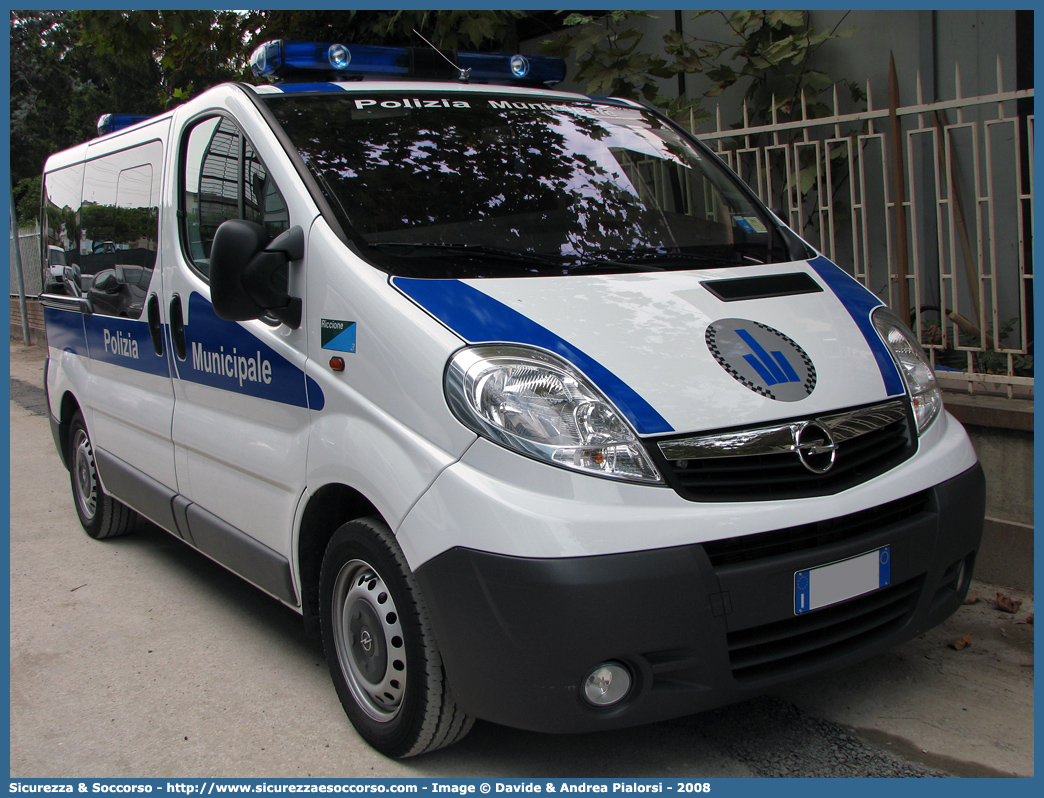 -
Polizia Municipale
Comune di Riccione
Opel Vivaro I serie
Allestitore Focaccia Group S.r.l.
Parole chiave: Polizia;Municipale;Locale;Riccione;Opel;Vivaro;Focaccia