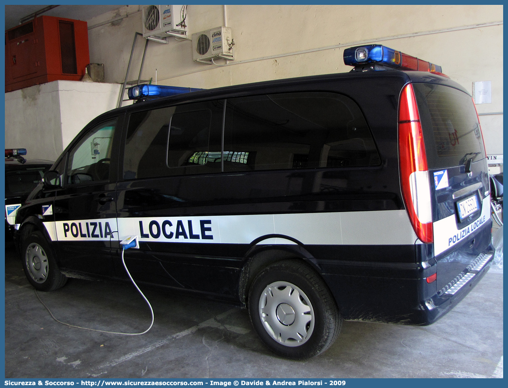 -
Polizia Locale
Comune di Vicenza
Mercedes Benz Classe V II serie
Parole chiave: Polizia;Locale;Municipale;Vicenza;Mercedes Benz;Viano