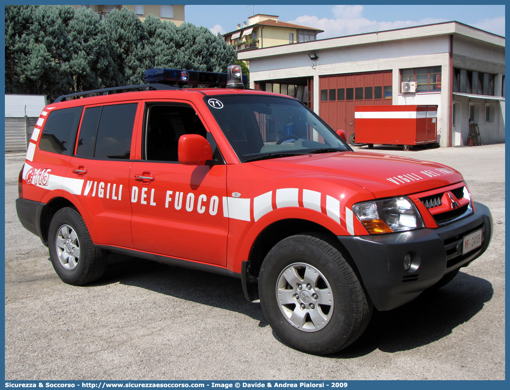 VF 24139
Corpo Nazionale Vigili del Fuoco
Mitsubishi Pajero LWB III serie restyling
Parole chiave: VF;VVF;V.F.;V.V.F.;Corpo;Nazionale;Vigili del Fuoco;Vigili;Fuoco;Mitsubishi;Pajero;LWB