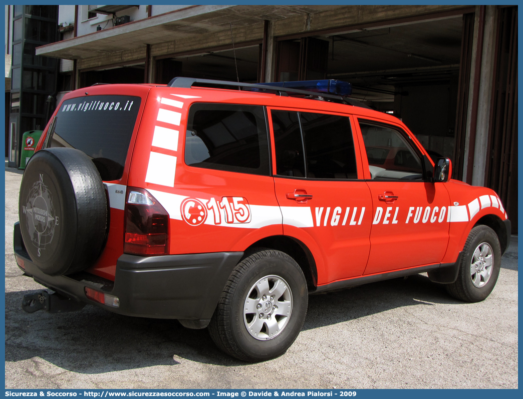 VF 24139
Corpo Nazionale Vigili del Fuoco
Mitsubishi Pajero LWB III serie restyling
Parole chiave: VF;VVF;V.F.;V.V.F.;Corpo;Nazionale;Vigili del Fuoco;Vigili;Fuoco;Mitsubishi;Pajero;LWB