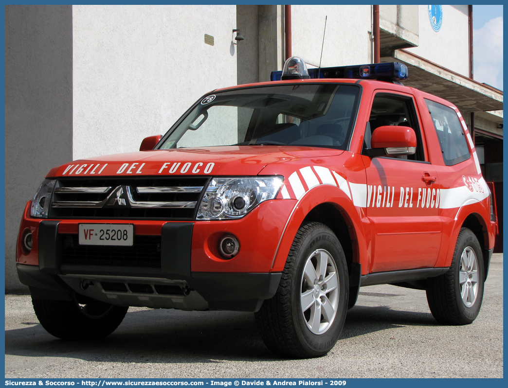 VF 25208
Corpo Nazionale Vigili del Fuoco
Mitsubishi Pajero SWB IV serie
Parole chiave: Corpo;Nazionale;Vigili del Fuoco;Vigili;Fuoco;Mitsubishi;Pajero;SWB