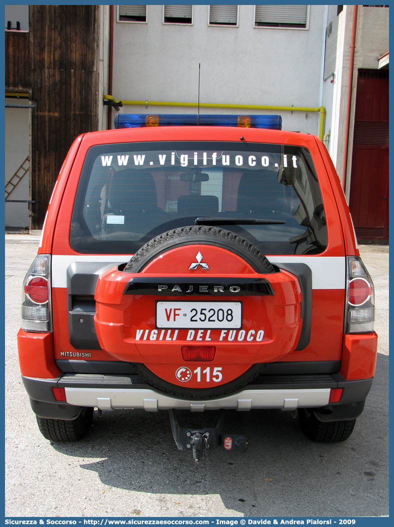 VF 25208
Corpo Nazionale Vigili del Fuoco
Mitsubishi Pajero SWB IV serie
Parole chiave: Corpo;Nazionale;Vigili del Fuoco;Vigili;Fuoco;Mitsubishi;Pajero;SWB