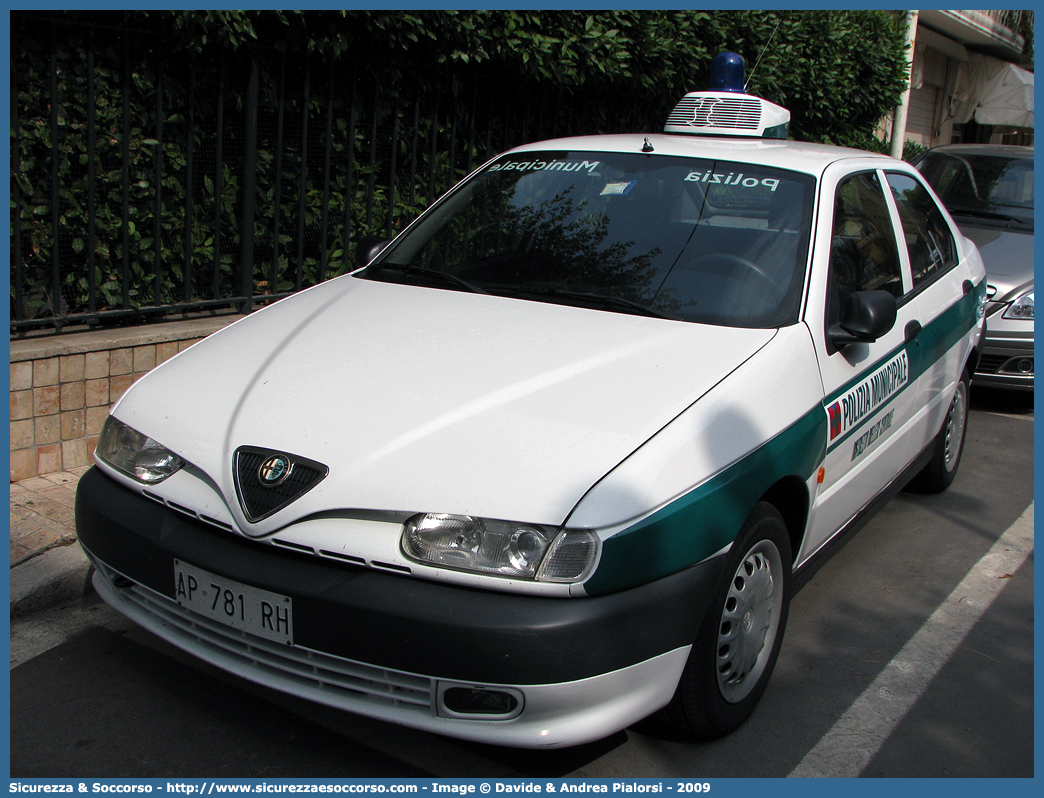 -
Polizia Municipale
Corpo Intercomunale Distretto Biellese Centrale
Alfa Romeo 146
Parole chiave: Polizia;Locale;Municipale;Biellese Centrale;Alfa Romeo;146