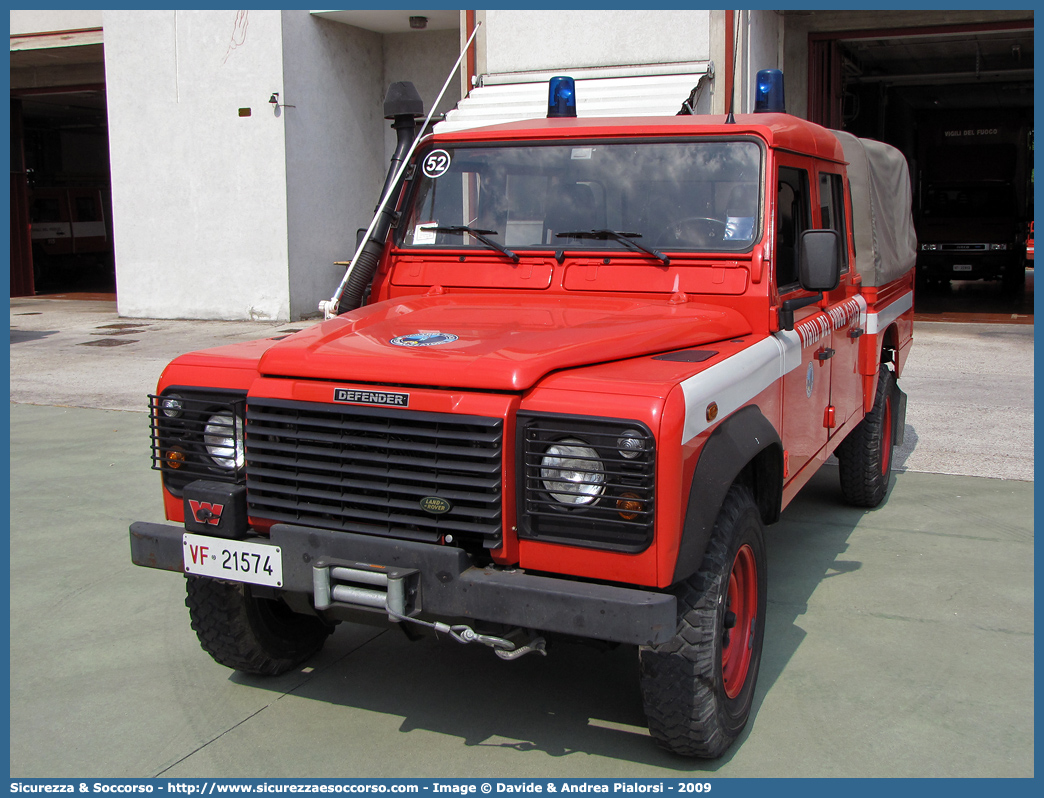 VF 21574
Corpo Nazionale Vigili del Fuoco
Nucleo Soccorso Subacqueo e Acquatico
Land Rover Defender 130
Parole chiave: Corpo;Nazionale;Vigili del Fuoco;Vigili;Fuoco;Land Rover;Defender;130;NSSA;N.S.S.A.;Soccorso;Subacqueo;Acquatico;Sommozzatori;Subacquei