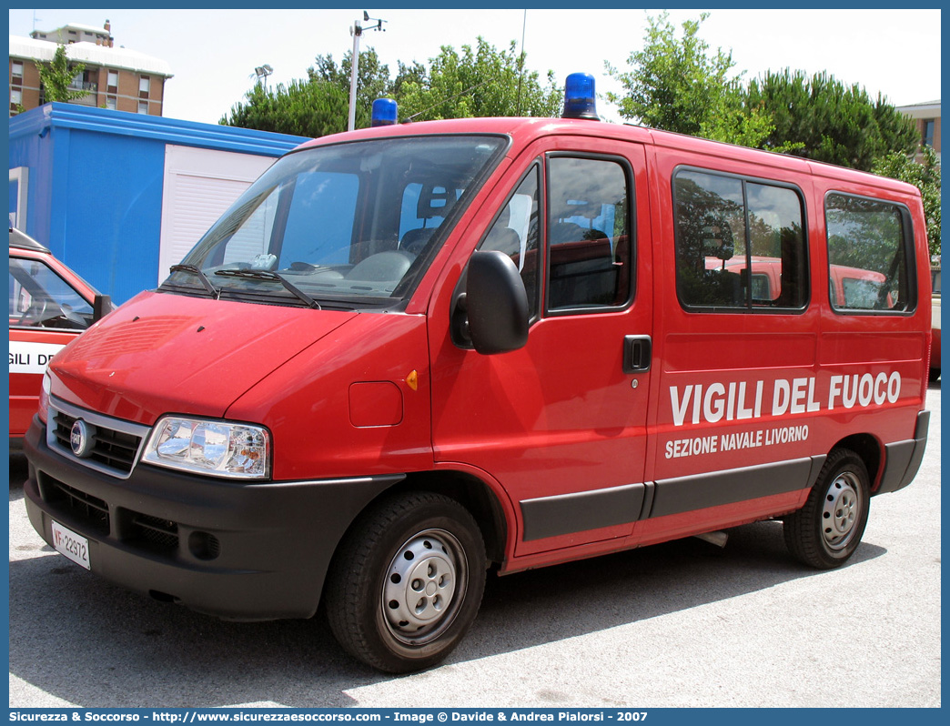 VF 22972
Corpo Nazionale Vigili del Fuoco
Nucleo Portuale
Fiat Ducato II serie restyling
Parole chiave: Corpo;Nazionale;Vigili del Fuoco;Vigili;Fuoco;Fiat;Ducato;Portuale;Navale;Nautica;Nautico;Nautici;Porti