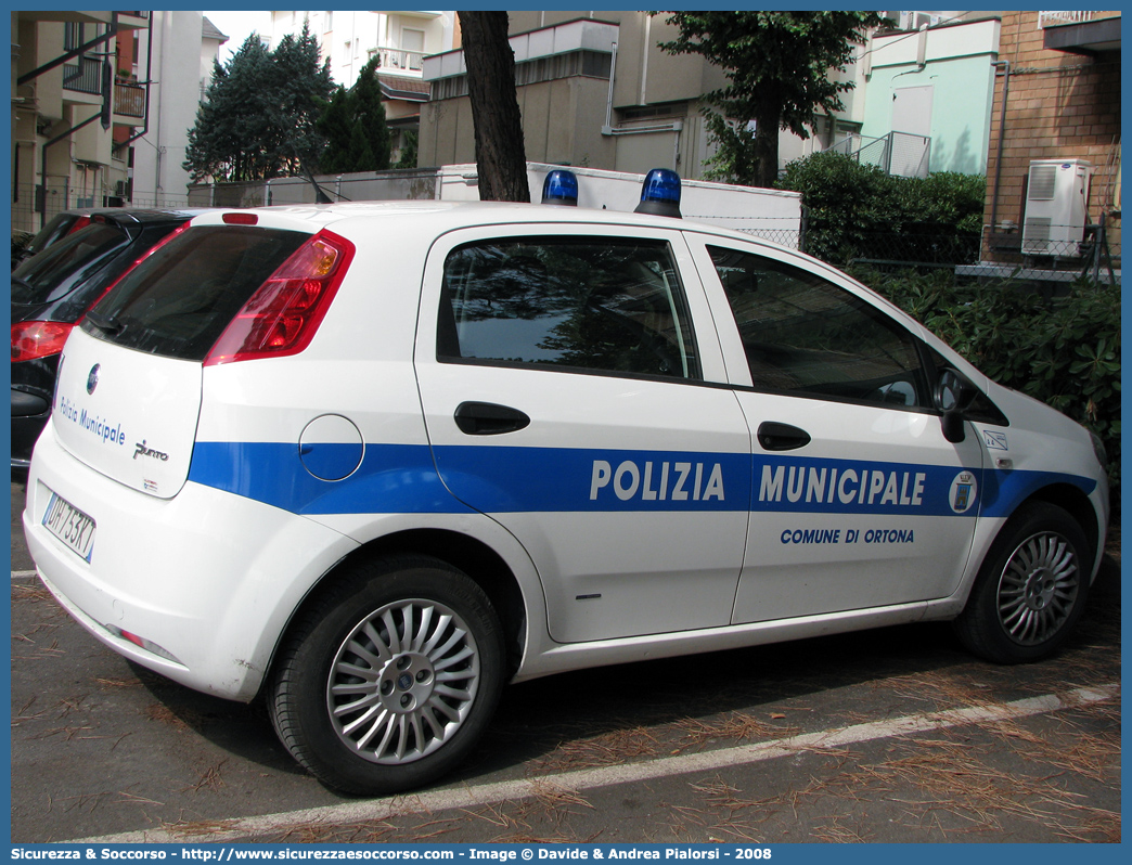 -
Polizia Municipale
Comune di Ortona
Fiat Grande Punto
Parole chiave: Polizia;Locale;Municipale;Ortona;Fiat;Grande Punto