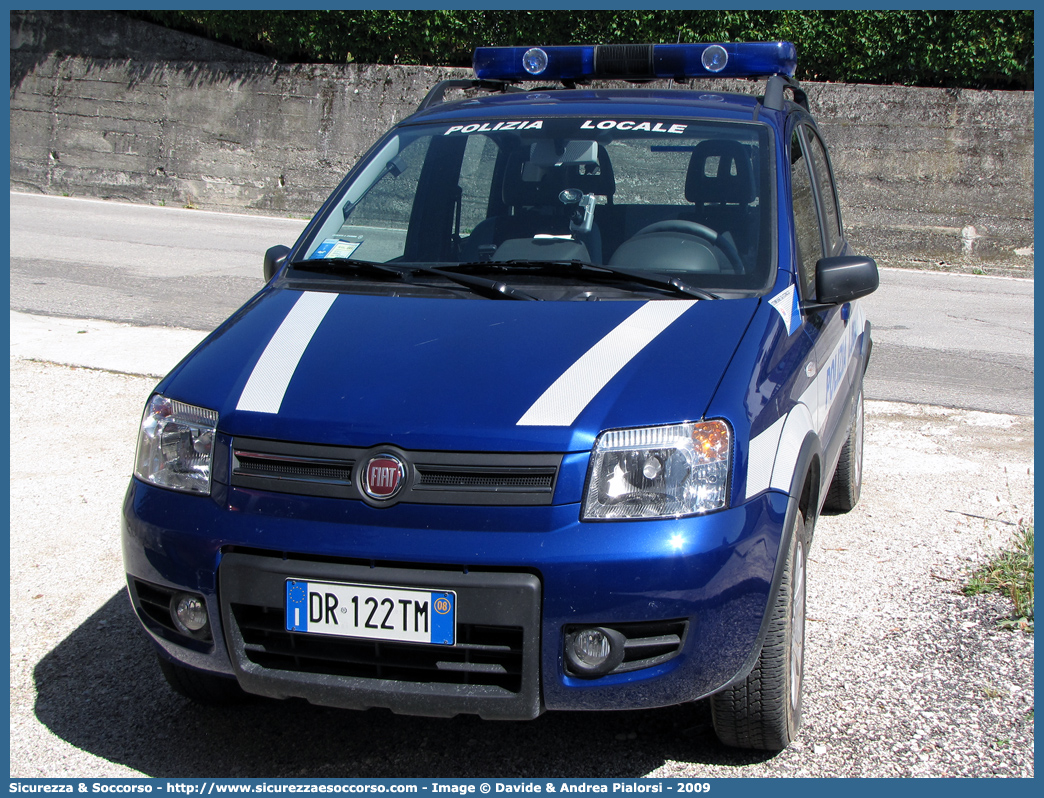 -
Polizia Locale
Comune di Conco
Fiat Nuova Panda 4x4
Parole chiave: Polizia;Locale;Municipale;Conco;Fiat;Nuova Panda