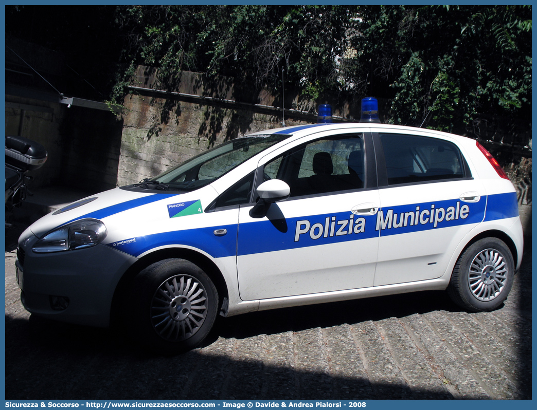 -
Polizia Municipale
Comune di Pianoro
Fiat Grande Punto
Allestitore Bertazzoni S.r.l.
Parole chiave: Polizia;Locale;Municipale;Pianoro;Fiat;Grande Punto;Bertazzoni