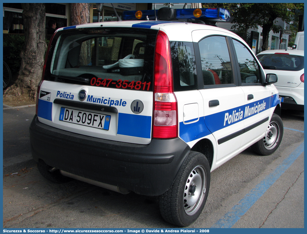 -
Polizia Municipale
Comune di Cesena
Fiat Nuova Panda 4x4 I serie
Allestitore Ciabilli S.r.l.
Parole chiave: Polizia;Locale;Municipale;Cesena;Fiat;Nuova Panda;Ciabilli