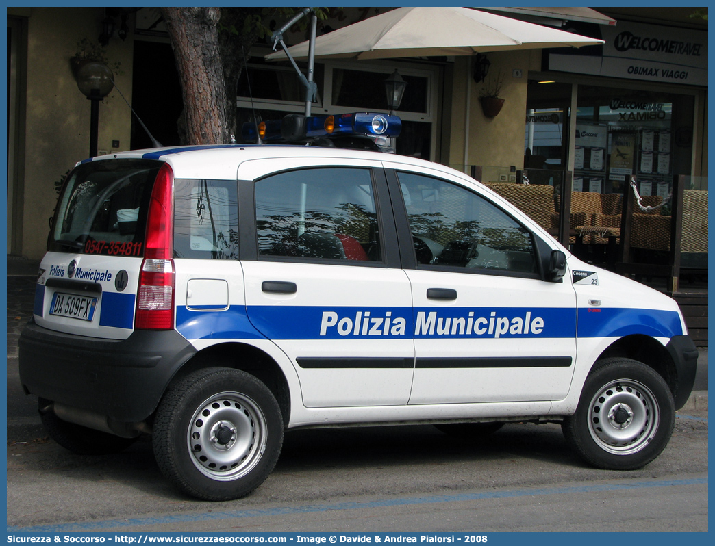 -
Polizia Municipale
Comune di Cesena
Fiat Nuova Panda 4x4 I serie
Allestitore Ciabilli S.r.l.
Parole chiave: Polizia;Locale;Municipale;Cesena;Fiat;Nuova Panda;Ciabilli