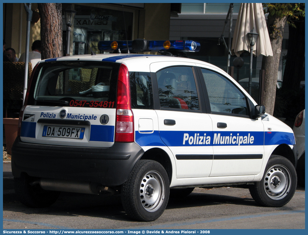 -
Polizia Municipale
Comune di Cesena
Fiat Nuova Panda 4x4 I serie
Allestitore Ciabilli S.r.l.
Parole chiave: Polizia;Locale;Municipale;Cesena;Fiat;Nuova Panda;Ciabilli