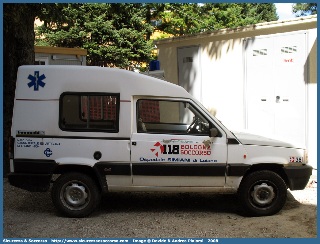 BO 2238
118 Bologna Soccorso
Fiat Panda 4x4 II serie
Parole chiave: 118;Bologna;Soccorso;Fiat;Panda;GECAV;Gestione;Emergenze;Alta Velocità;Variante di Valico