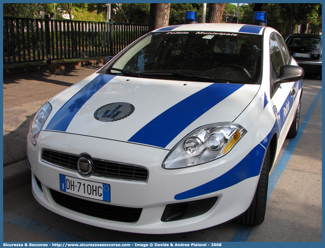 -
Polizia Municipale
Unione Comuni del Rubicone
Fiat Nuova Bravo
Allestitore Focaccia Group S.r.l.
Parole chiave: Polizia;Locale;Municipale;Rubicone;Fiat;Nuova Bravo;Focaccia