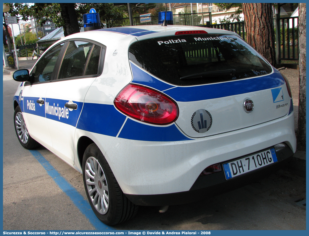 -
Polizia Municipale
Unione Comuni del Rubicone
Fiat Nuova Bravo
Allestitore Focaccia Group S.r.l.
Parole chiave: Polizia;Locale;Municipale;Rubicone;Fiat;Nuova Bravo;Focaccia