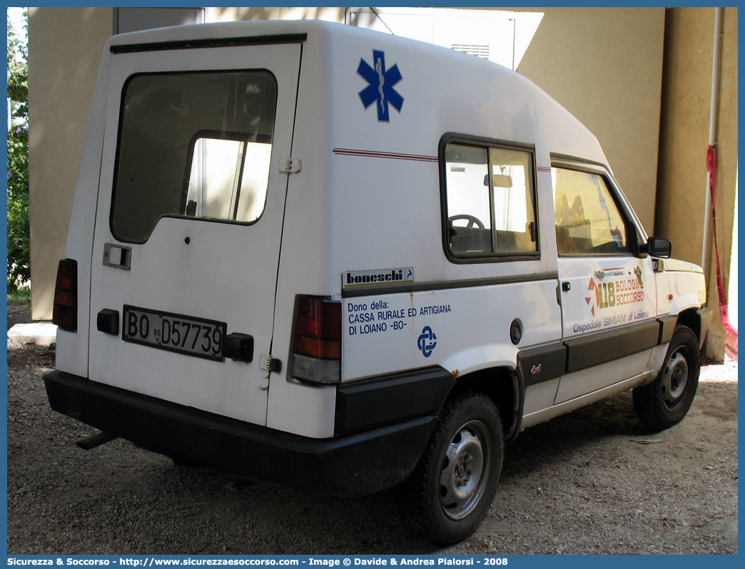 BO 2238
118 Bologna Soccorso
Fiat Panda 4x4 II serie
Parole chiave: 118;Bologna;Soccorso;Fiat;Panda;GECAV;Gestione;Emergenze;Alta Velocità;Variante di Valico