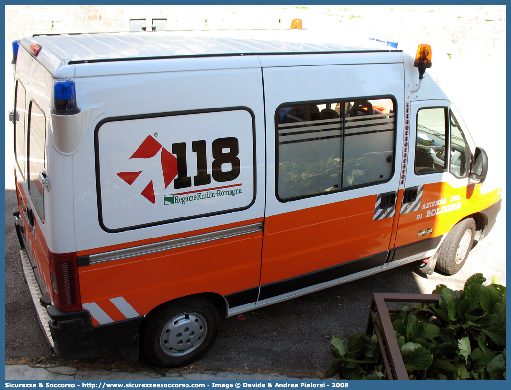 BO 0632
118 Bologna Soccorso
Fiat Ducato II serie restyling
Allestitore Vision S.r.l.
Parole chiave: 118;Bologna;Soccorso;Ambulanza;Fiat;Ducato;GECAV;Gestione;Emergenza;Cantieri;Alta Velocità;Variante di Valico