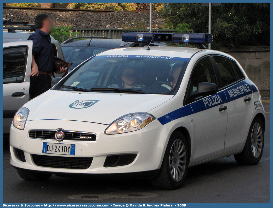 -
Polizia Municipale
Comune di Pesaro
Fiat Nuova Bravo
Parole chiave: Polizia;Locale;Municipale;Pesaro;Fiat;Nuova Bravo