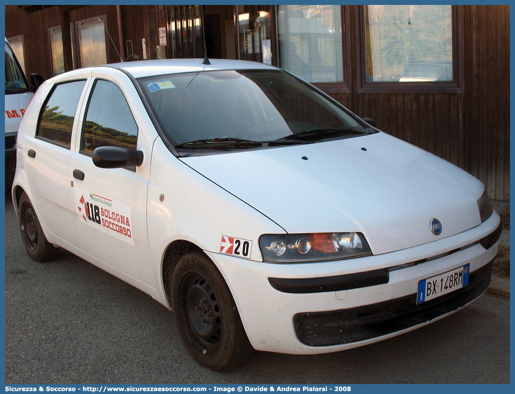 BO 2220
118 Bologna Soccorso
Fiat Punto II serie
Parole chiave: 118;Bologna;Soccorso;Fiat;Punto