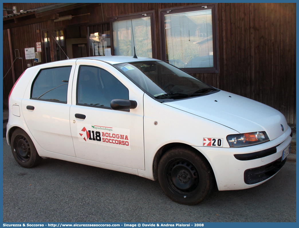 BO 2220
118 Bologna Soccorso
Fiat Punto II serie
Parole chiave: 118;Bologna;Soccorso;Fiat;Punto