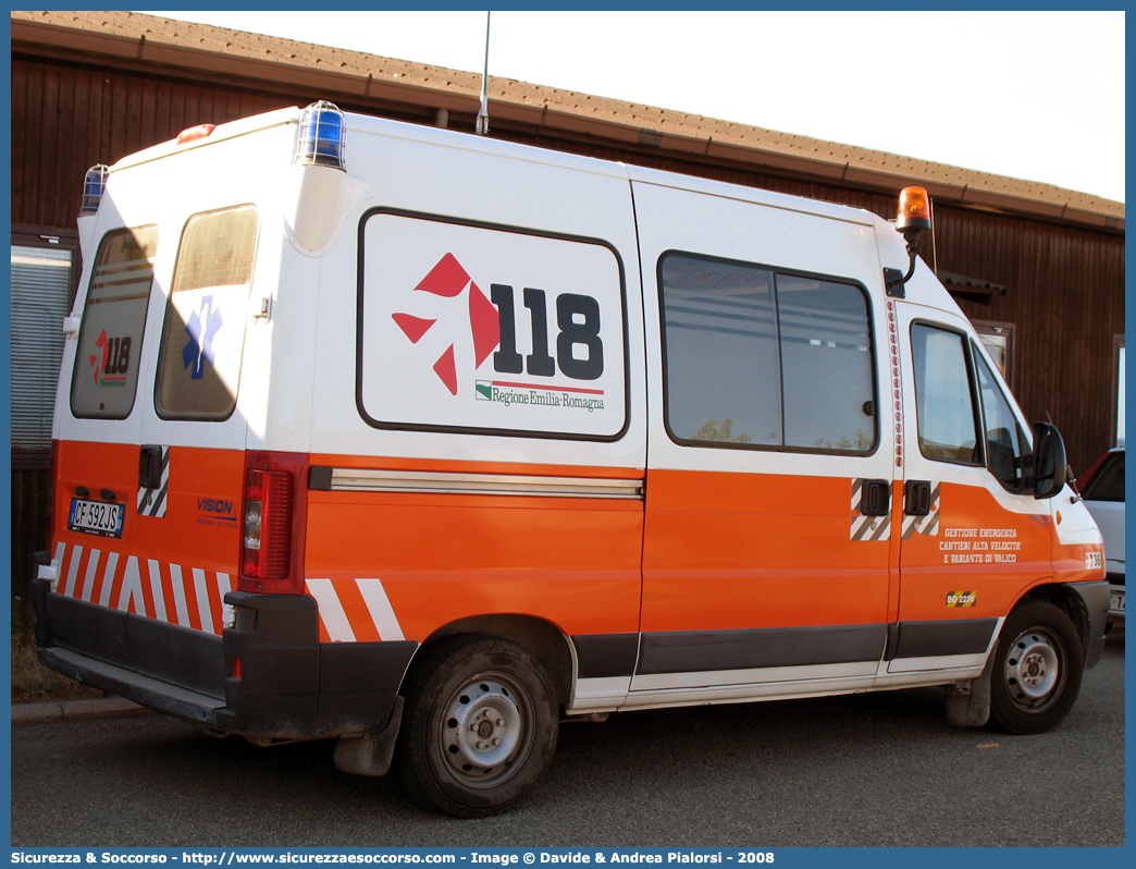 BO 2236
118 Bologna Soccorso
Fiat Ducato II serie restyling
Parole chiave: 118;Bologna;Soccorso;Ambulanza;Fiat;Ducato;GECAV;Gestione;Emergenza;Cantieri;Alta Velocità;Variante di Valico