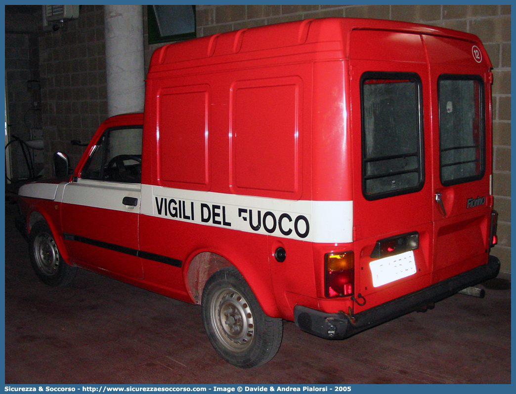 VF 15526
Corpo Nazionale Vigili del Fuoco
Fiat Fiorino I serie
Parole chiave: VF;V.F.;VVF;V.V.F.;Corpo;Nazionale;Vigili del Fuoco;Vigili;Fuoco;Fiat;Fiorino;I serie;15526