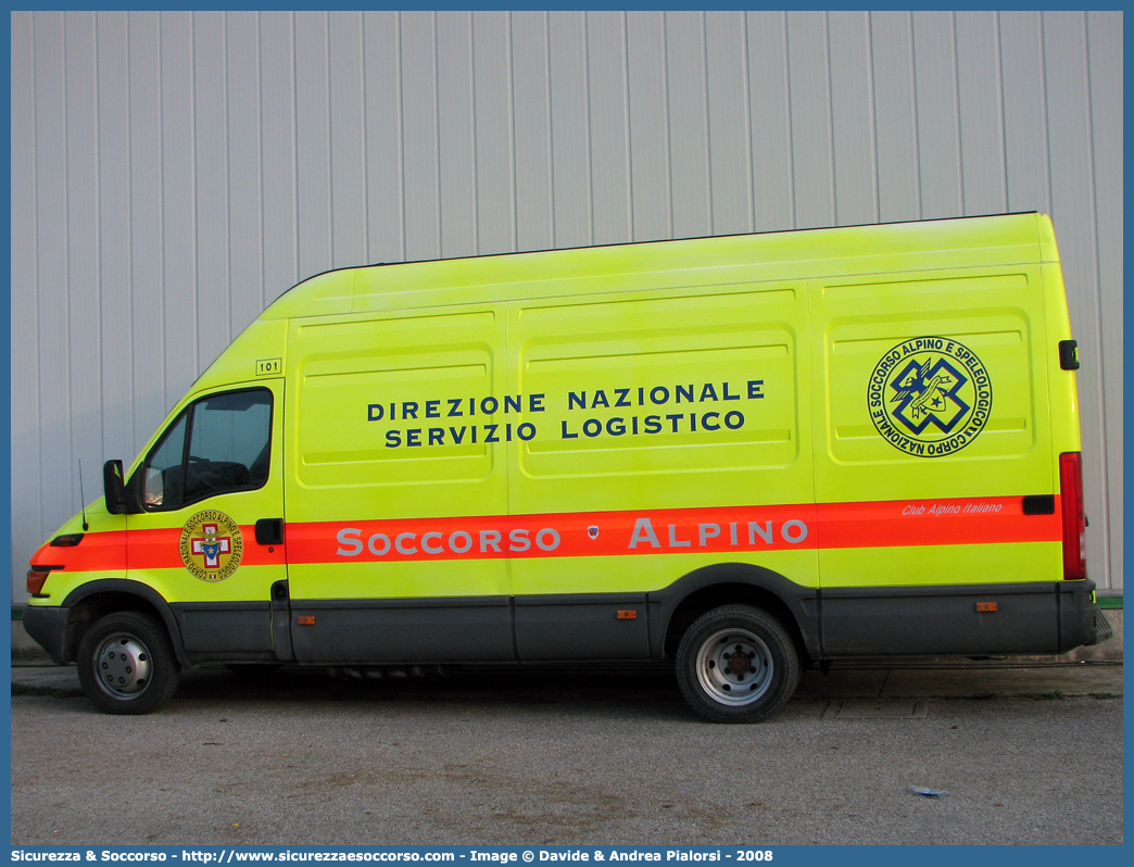 101
Corpo Nazionale
Soccorso Alpino e Speleologico
Direzione Nazionale
Iveco Daily III serie
Parole chiave: CNSAS;C.N.S.A.S.;Corpo;Nazionale;Soccorso;Alpino;Speleologico;Direzione;Nazionale;Iveco;Daily