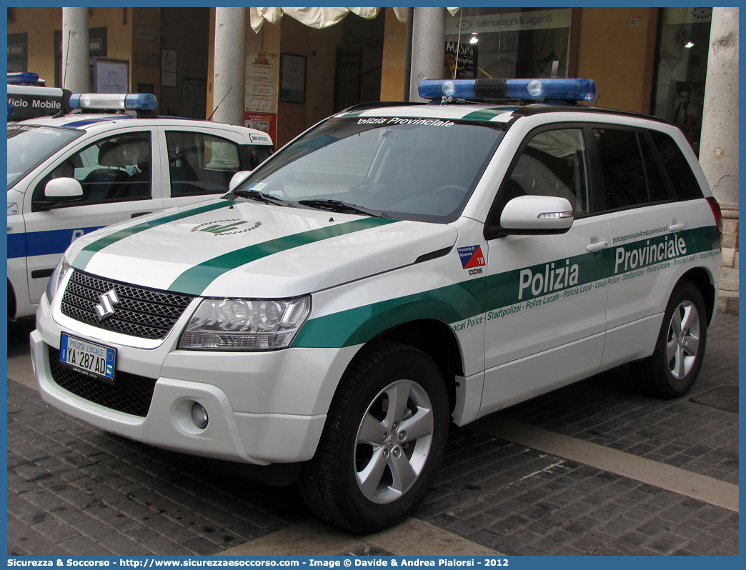 Polizia Locale YA287AD
Polizia Provinciale
Provincia di Ravenna
Suzuki Grand Vitara III serie
Allestitore Focaccia Group S.r.l.
Parole chiave: Polizia;Locale;Provinciale;Ravenna;Suzuki;Grand Vitara;YA287AD;YA 287 AD;Focaccia