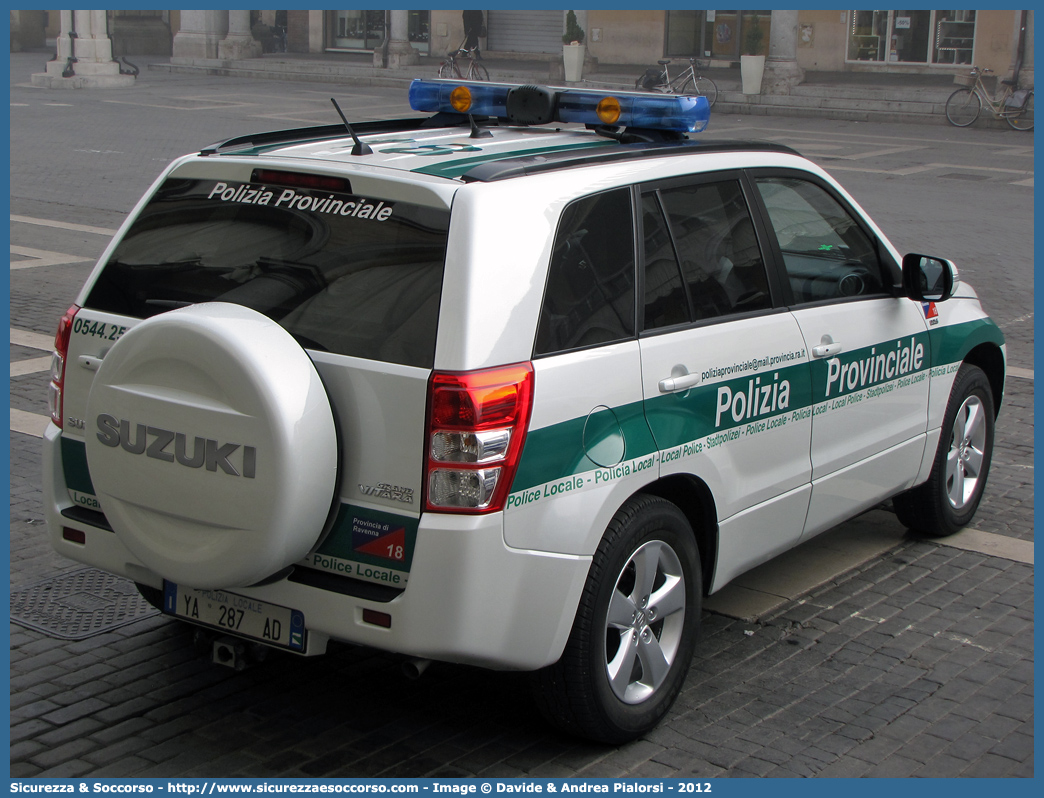 Polizia Locale YA287AD
Polizia Provinciale
Provincia di Ravenna
Suzuki Grand Vitara III serie
Allestitore Focaccia Group S.r.l.
Parole chiave: Polizia;Locale;Provinciale;Ravenna;Suzuki;Grand Vitara;YA287AD;YA 287 AD;Focaccia