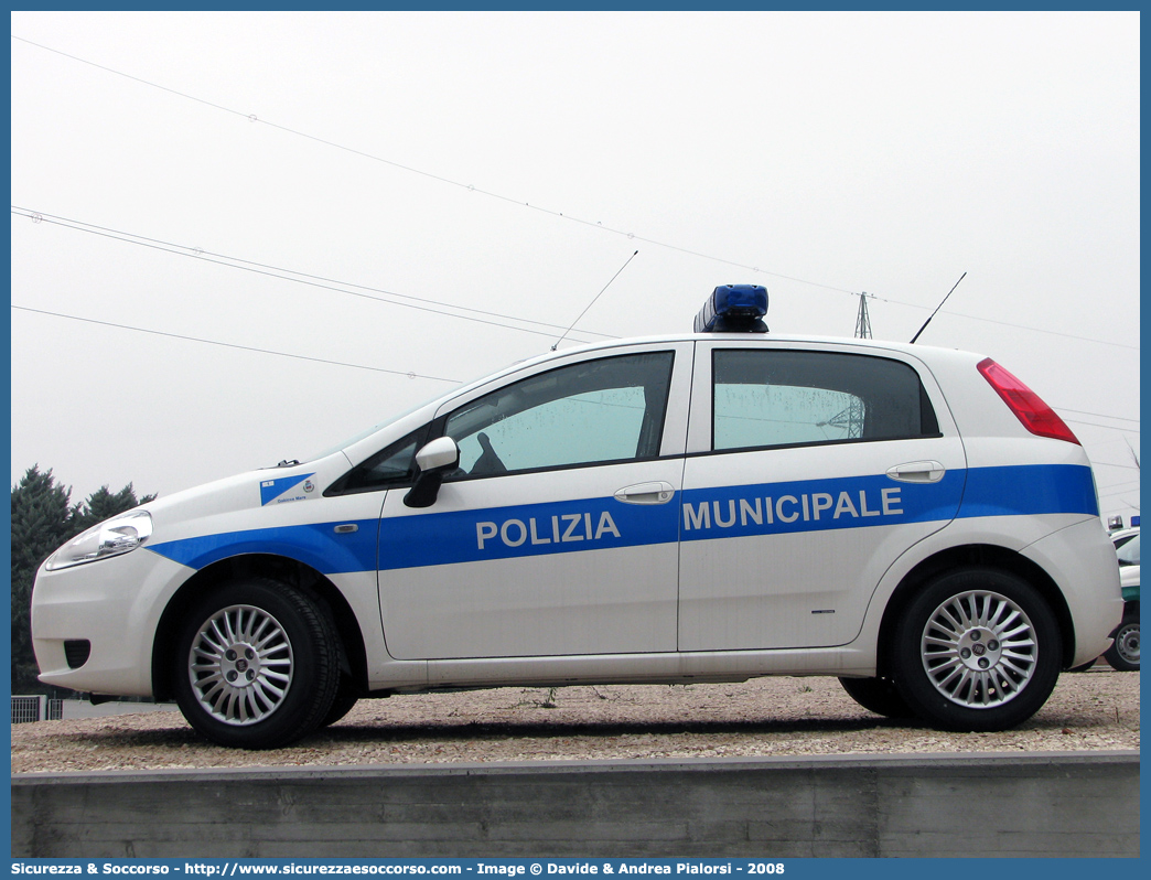 -
Polizia Municipale
Comune di Gabicce Mare
Fiat Grande Punto
Allestitore Focaccia Group S.r.l.
Parole chiave: Polizia;Locale;Municipale;Gabicce Mare;Fiat;Grande Punto;Focaccia