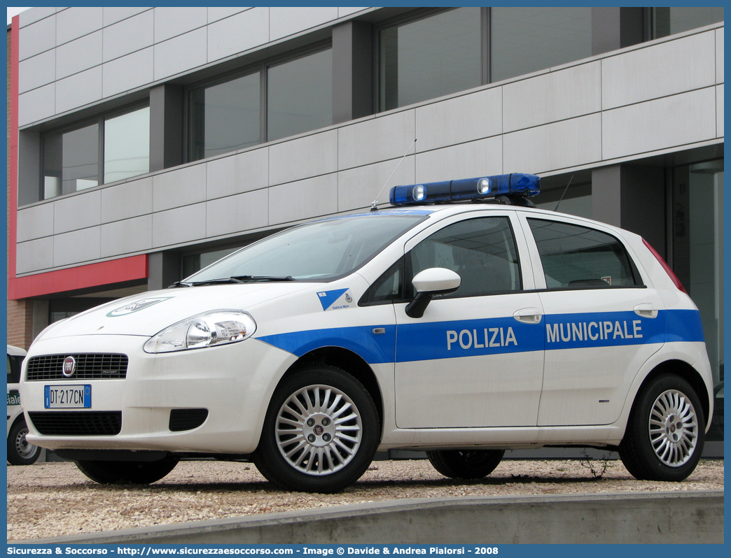 -
Polizia Municipale
Comune di Gabicce Mare
Fiat Grande Punto
Allestitore Focaccia Group S.r.l.
Parole chiave: Polizia;Locale;Municipale;Gabicce Mare;Fiat;Grande Punto;Focaccia