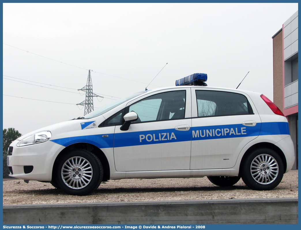 -
Polizia Municipale
Comune di Gabicce Mare
Fiat Grande Punto
Allestitore Focaccia Group S.r.l.
Parole chiave: Polizia;Locale;Municipale;Gabicce Mare;Fiat;Grande Punto;Focaccia