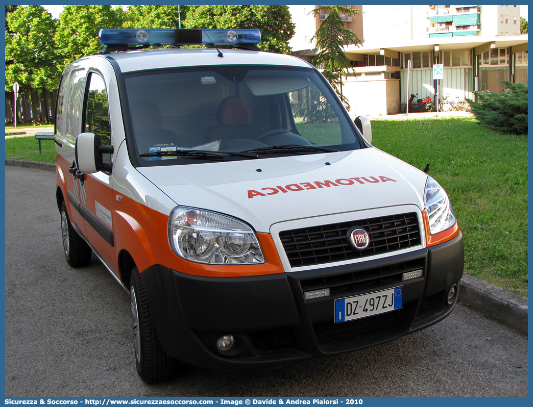 -
118 Romagna Soccorso
Ambito Territoriale di Rimini
Fiat Doblò I serie restyling
Parole chiave: 118;Romagna;Soccorso;Rimini;Automedica;Fiat;Doblò