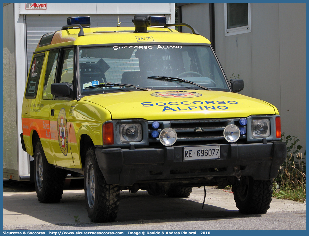 SA 155
Corpo Nazionale
Soccorso Alpino e Speleologico
Delegazione Alpina
XXV Emilia Romagna
Land Rover Discovery I serie
Parole chiave: CNSAS;C.N.S.A.S.;Corpo;Nazionale;Soccorso;Alpino;Speleologico;Emilia;Romagna;SAER;S.A.E.R.;Land Rover;Discovery