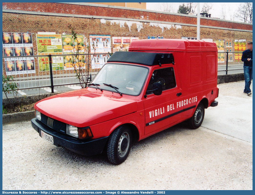 VF 15262
Corpo Nazionale Vigili del Fuoco
Fiat Fiorino I serie
Parole chiave: VF;V.F.;VVF;V.V.F.;Corpo;Nazionale;Vigili del Fuoco;Vigili;Fuoco;Fiat;Fiorino;I serie;15262