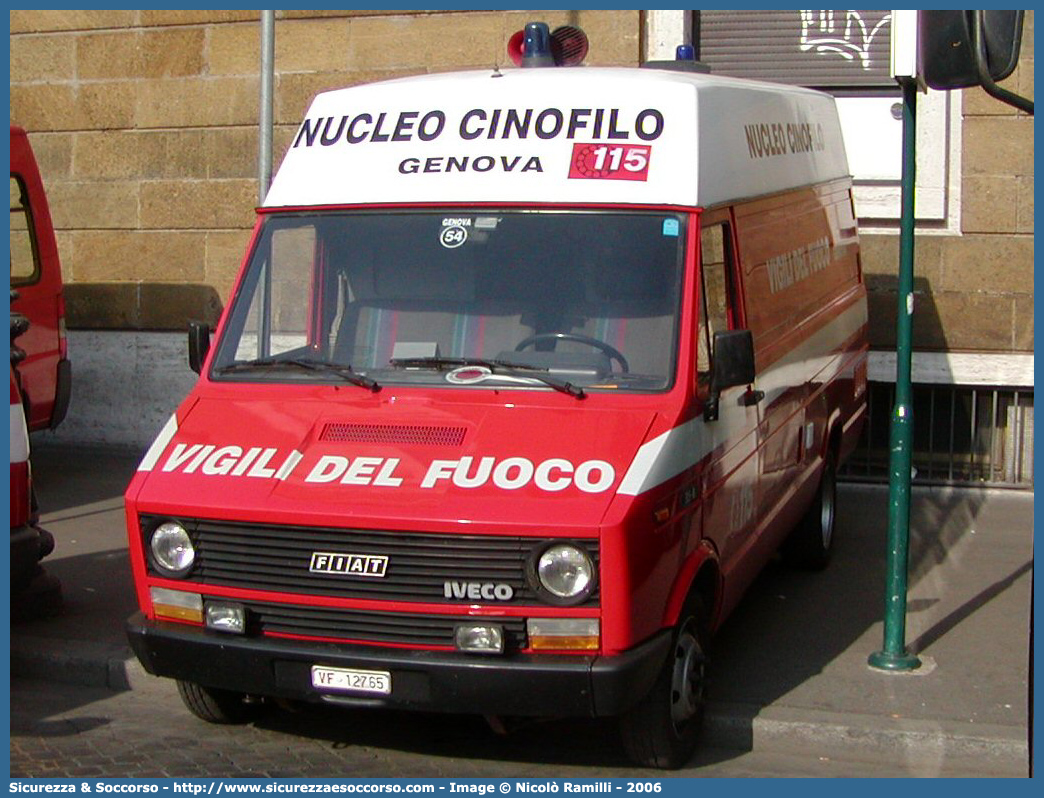 VF 12765
Corpo Nazionale Vigili del Fuoco
Nucleo Cinofili
Iveco Daily 35-8 I serie
Parole chiave: Corpo;Nazionale;Vigili del Fuoco;Vigili;Fuoco;Iveco;Daily;35-8