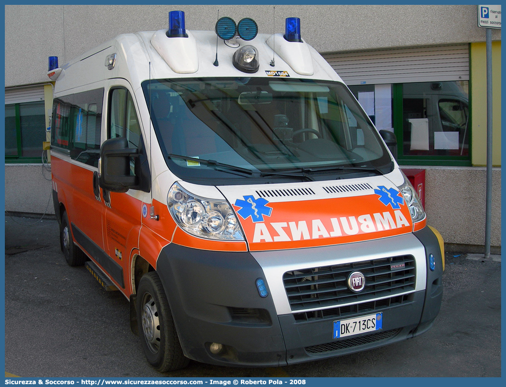 MO 1604
118 Modena Soccorso
Fiat Ducato III serie
Allestitore Orion S.r.l.
Parole chiave: 118;Modena;Soccorso;Ambulanza;Fiat;Ducato;X250;X 250;Orion