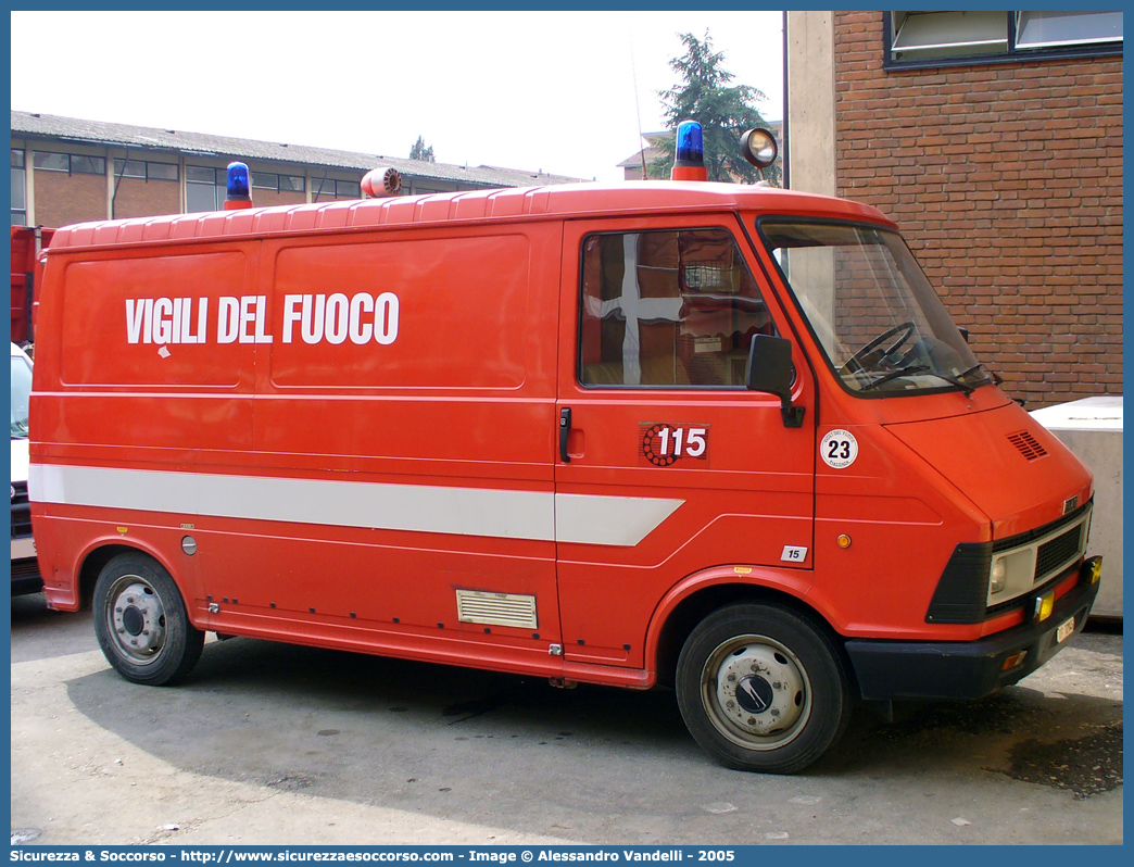 VF 12146
Corpo Nazionale Vigili del Fuoco
Fiat 242E

Parole chiave: VF;V.F.;VVF;V.V.F.;Corpo;Nazionale;Vigili del Fuoco;Vigili;Fuoco;Fiat;242E;12146