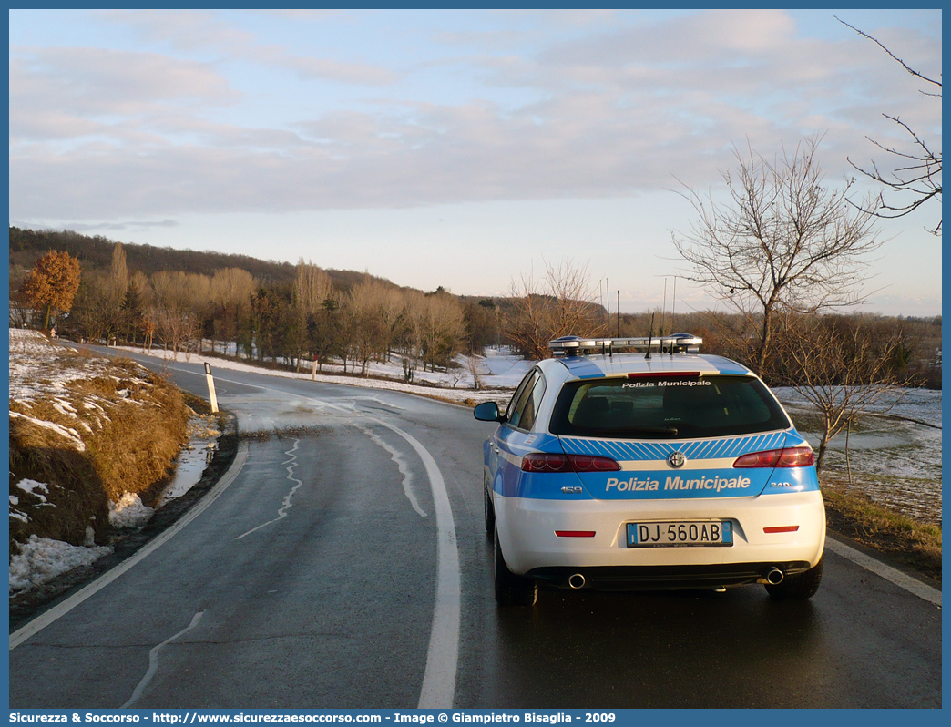 Polizia Locale YA396AB
Polizia Municipale
Unione Comuni
Bassa Val Trebbia e Val Luretta
Alfa Romeo 159 Sportwagon
Parole chiave: Polizia;Locale;Municipale;Bassa Val Trebbia;Val Luretta;Rivergaro;Agazzano;Calendasco;Gossolengo;Gragnano Trebbiense;Piozzano;Travo;Alfa Romeo;159;Sportwagon;YA396AB;YA 369 AB