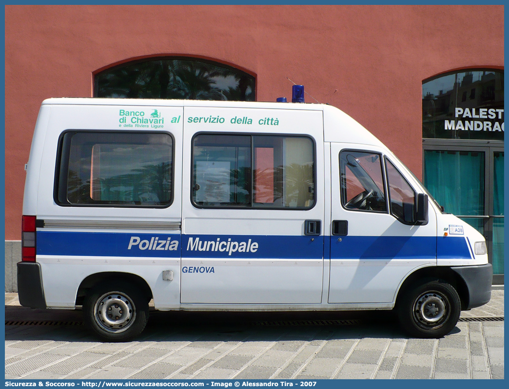 -
Polizia Municipale
Comune di Genova
Fiat Ducato II serie
Parole chiave: Polizia;Locale;Municipale;Genova;Fiat;Ducato