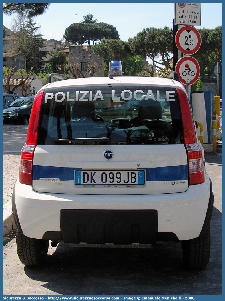 -
Polizia Locale
Comune di Viterbo
Fiat Nuova Panda 4x4 I serie
Parole chiave: Polizia;Locale;Municipale;Viterbo;Fiat;Nuova Panda