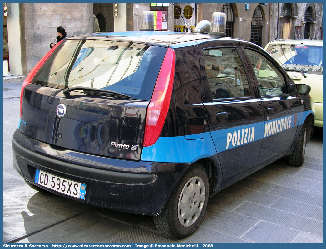 -
Polizia Municipale
Comune di Perugia
Fiat Punto II serie
Parole chiave: Polizia;Locale;Municipale;Perugia;Fiat;Punto