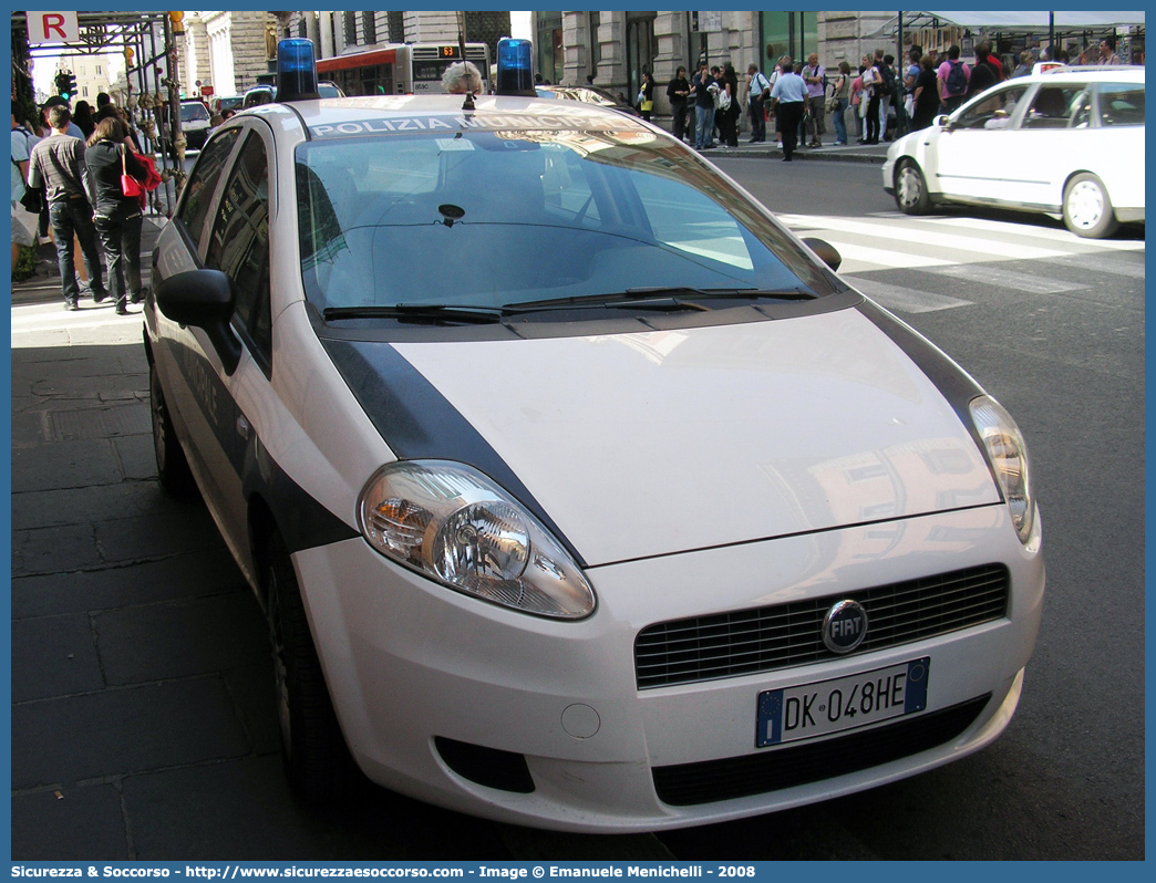 -
Polizia Municipale
Comune di Roma
Fiat Grande Punto
Parole chiave: Polizia;Municipale;Locale;Roma;Fiat;Grande Punto