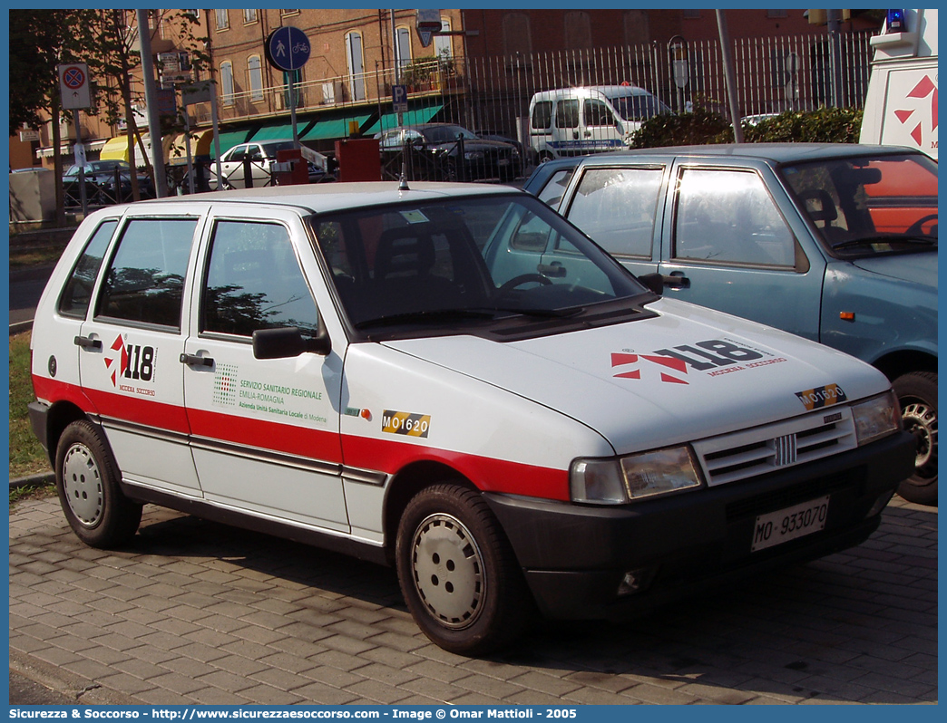 MO 1620
118 Modena Soccorso
Fiat Uno II serie
Parole chiave: 118;Modena;Soccorso;Fiat;Uno