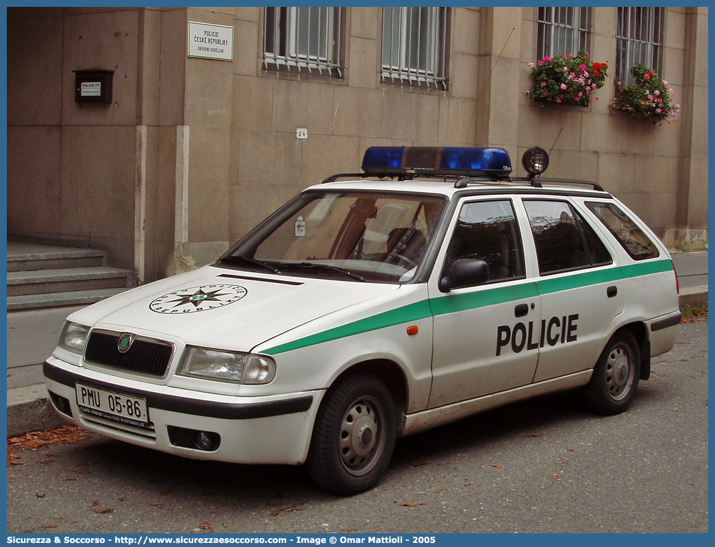 -
Česká Republika
Policie České Republiky
Škoda Felicia Wagon II generation
Parole chiave: Česká;Republika;Policie;České;Republiky;Škoda