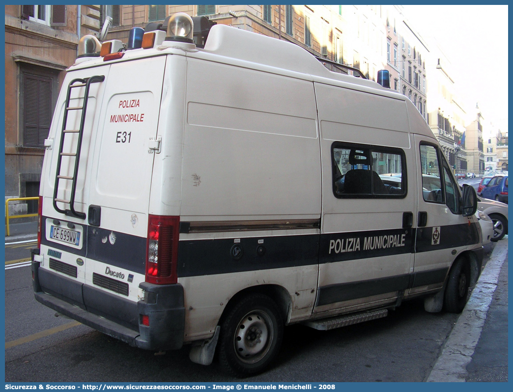 -
Polizia Municipale
Comune di Roma
Fiat Ducato II serie restyling
Allestitore Elevox S.r.l.
Parole chiave: Polizia;Locale;Municipale;Roma;Fiat;Ducato;Elevox