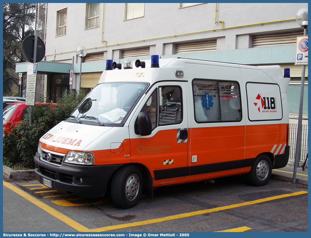 MO 1618
118 Modena Soccorso
Fiat Ducato II serie restyling
Parole chiave: 118;Modena;Soccorso;Ambulanza;Fiat;Ducato