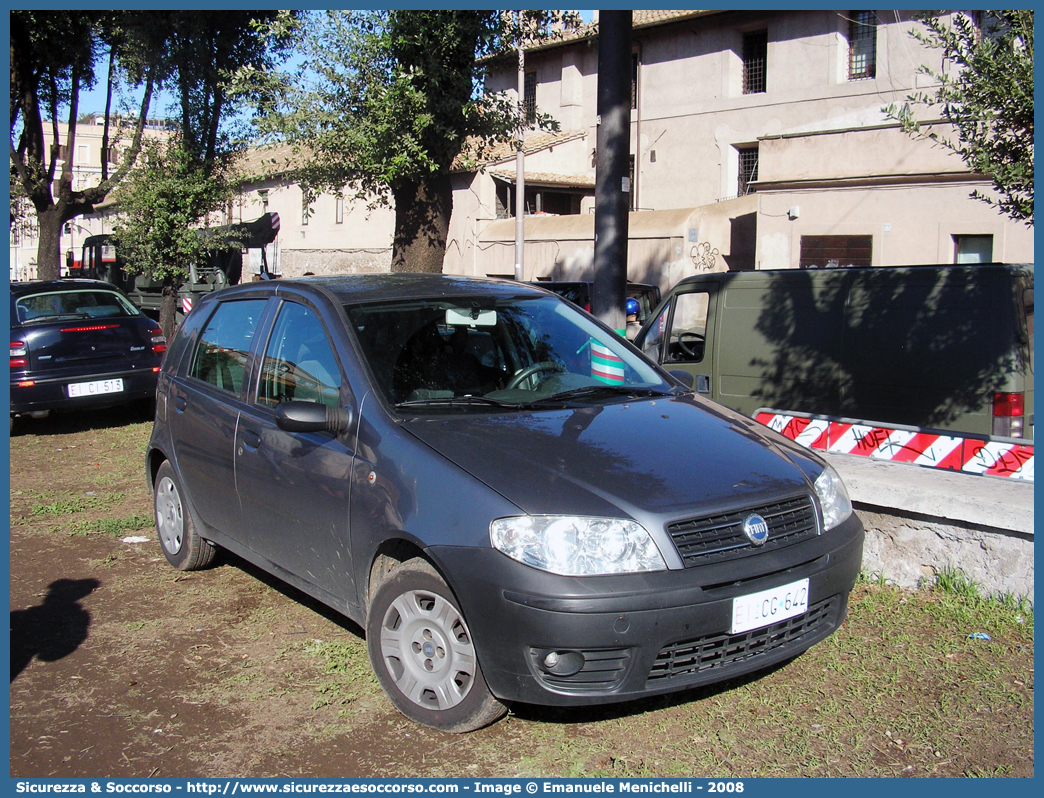 EI CG642
Esercito Italiano
Fiat Punto III serie
Parole chiave: EI;E.I.;Esercito;Italiano;Fiat;Punto