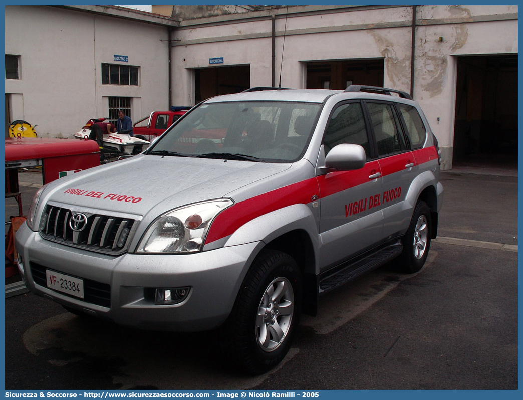 VF 23384
Corpo Nazionale Vigili del Fuoco
Toyota Land Cruiser VI serie
Parole chiave: VVF;V.V.F.;Corpo;Nazionale;Vigili;del;Fuoco;Toyota;Land Cruiser